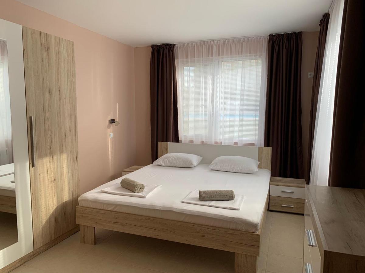 Villa Rouge - Apartment Victoria Созополь Экстерьер фото