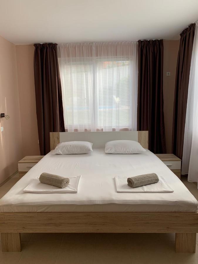 Villa Rouge - Apartment Victoria Созополь Экстерьер фото